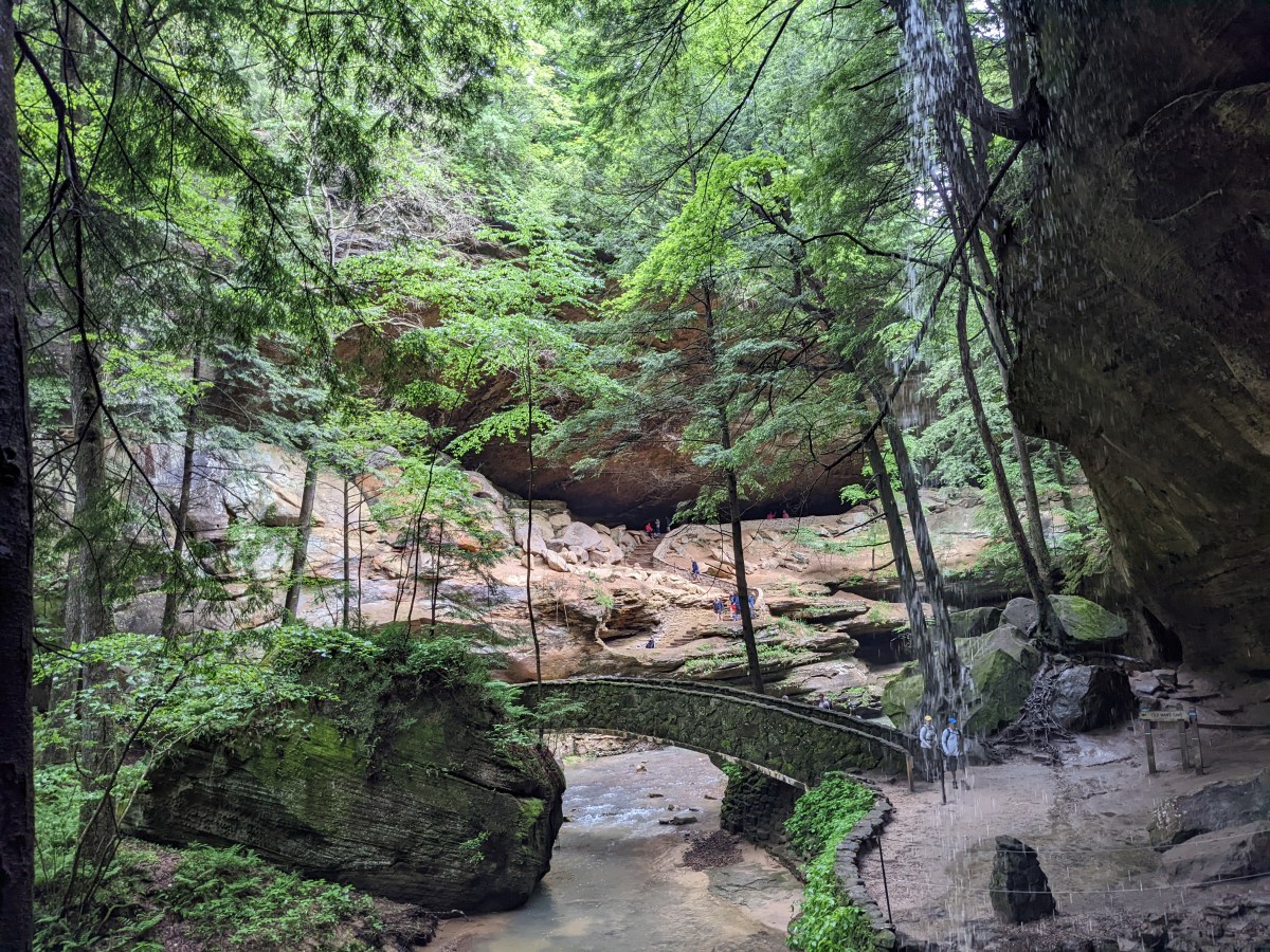 24 Hours in Hocking Hills, Ohio (aka, Do Go Chasing&nbsp;Waterfalls)